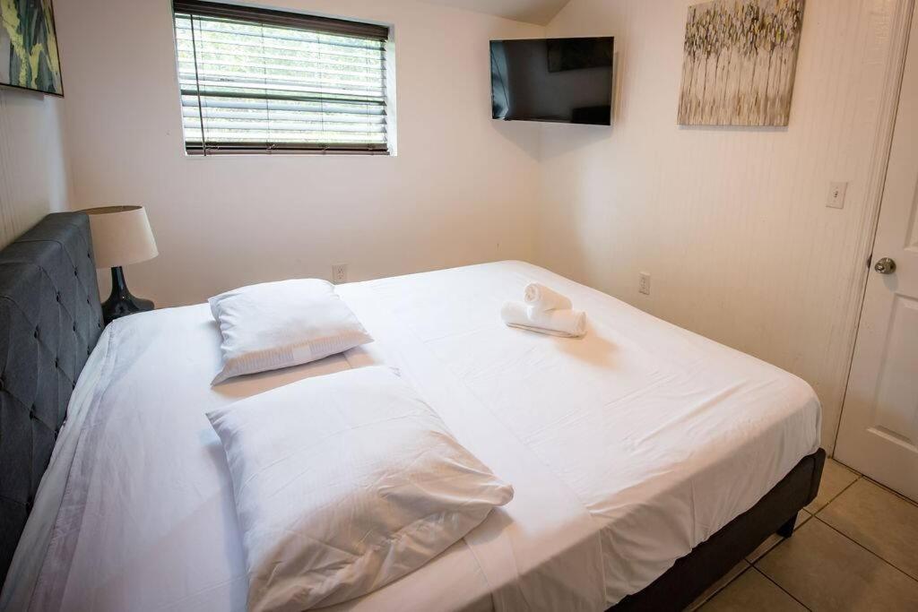 3 Bedroom Miami Home 15 Minutes To The Beach المظهر الخارجي الصورة