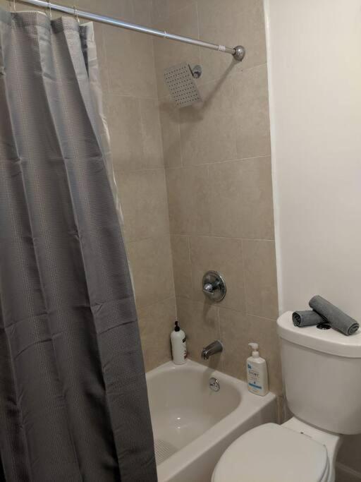 3 Bedroom Miami Home 15 Minutes To The Beach المظهر الخارجي الصورة